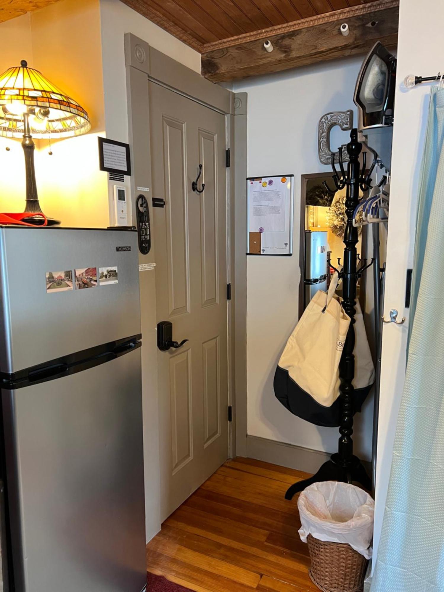 Rooming House * Hallowell