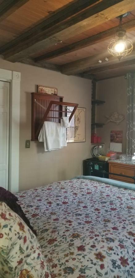 Rooming House Hallowell
