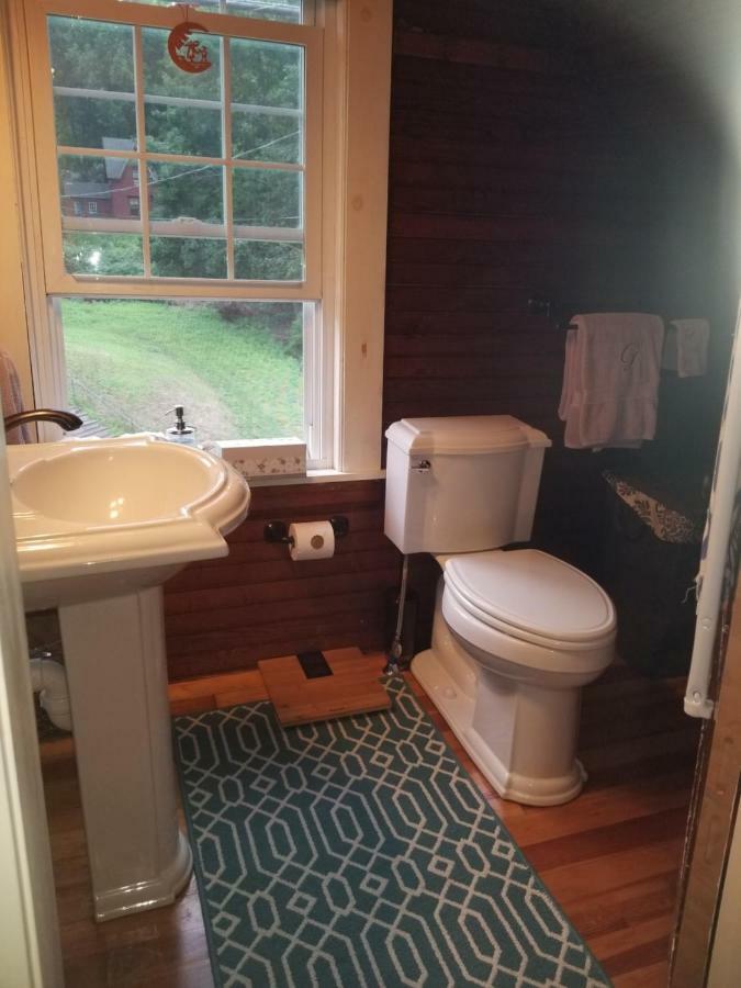 Rooming House Hallowell